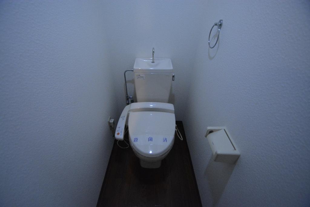 トイレ　シャワー付トイレ