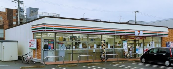 コンビニ　セブンイレブン 名古屋広川町2丁目店（コンビニ）まで633m