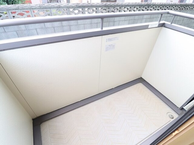 バルコニー　バルコニー