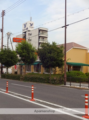 飲食店　ロイヤルホストおりおの店（飲食店）まで391m