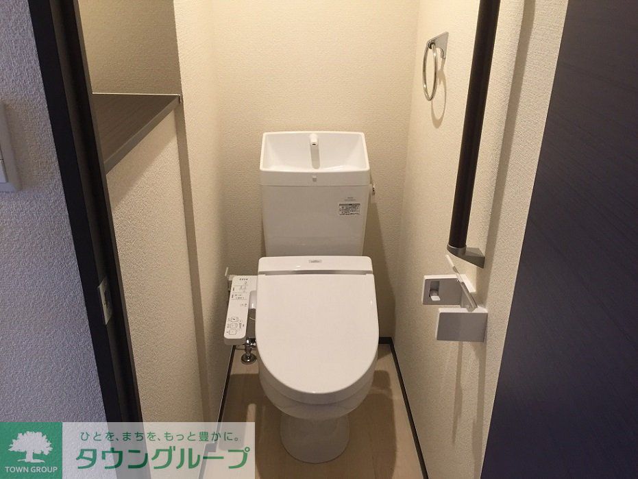 トイレ　温水洗浄便座