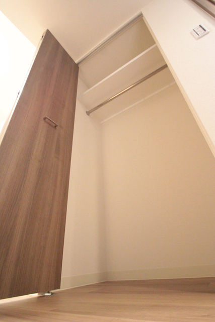 収納　※別室（反転タイプ）の参考写真です。