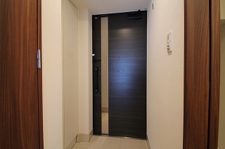 玄関　玄関