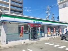 コンビニ　ファミリーマート静岡車町店（コンビニ）まで292m