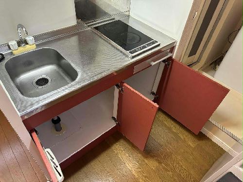 キッチン　※同タイプ部屋の写真となります