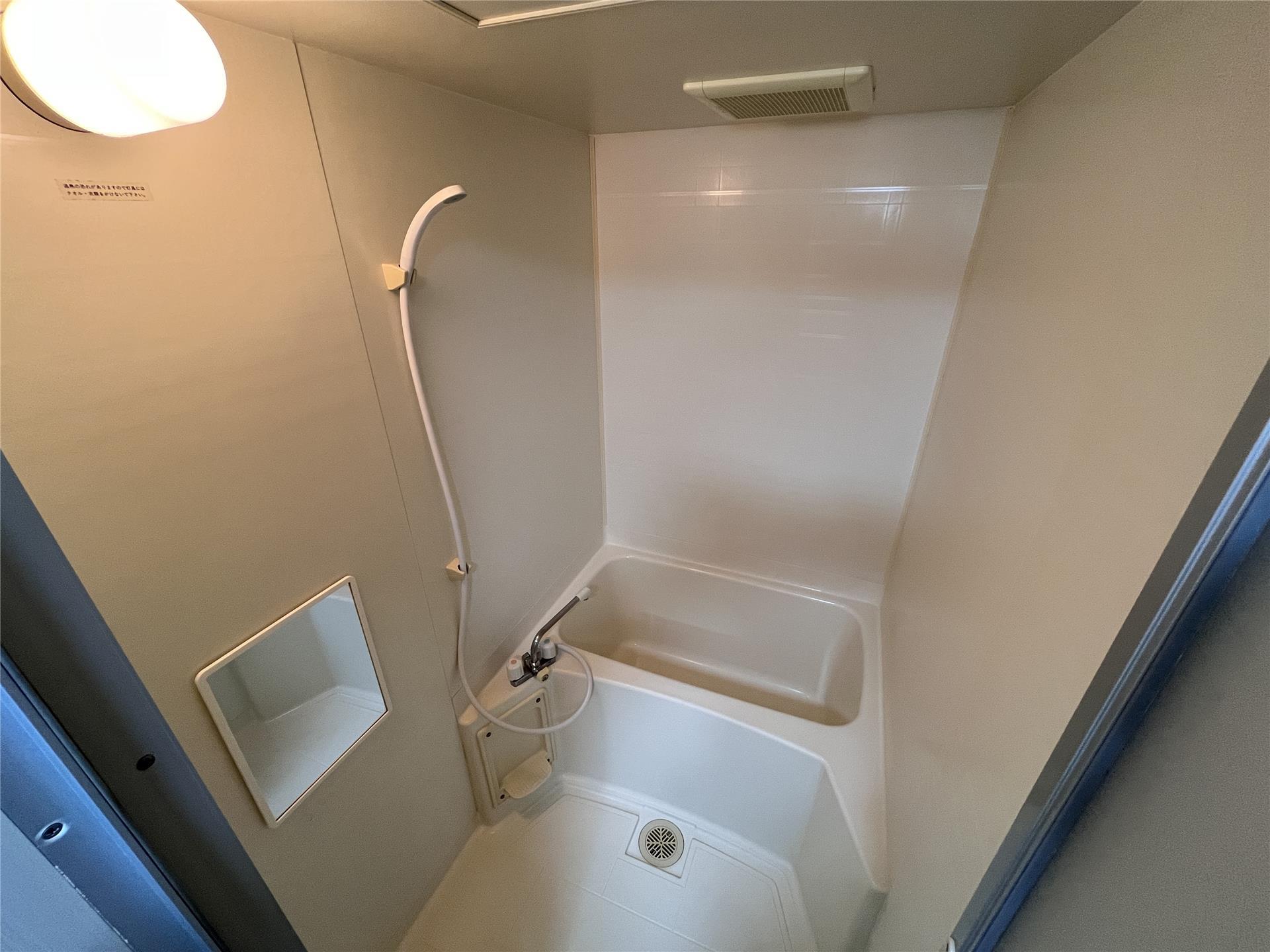 バス・シャワールーム　浴室