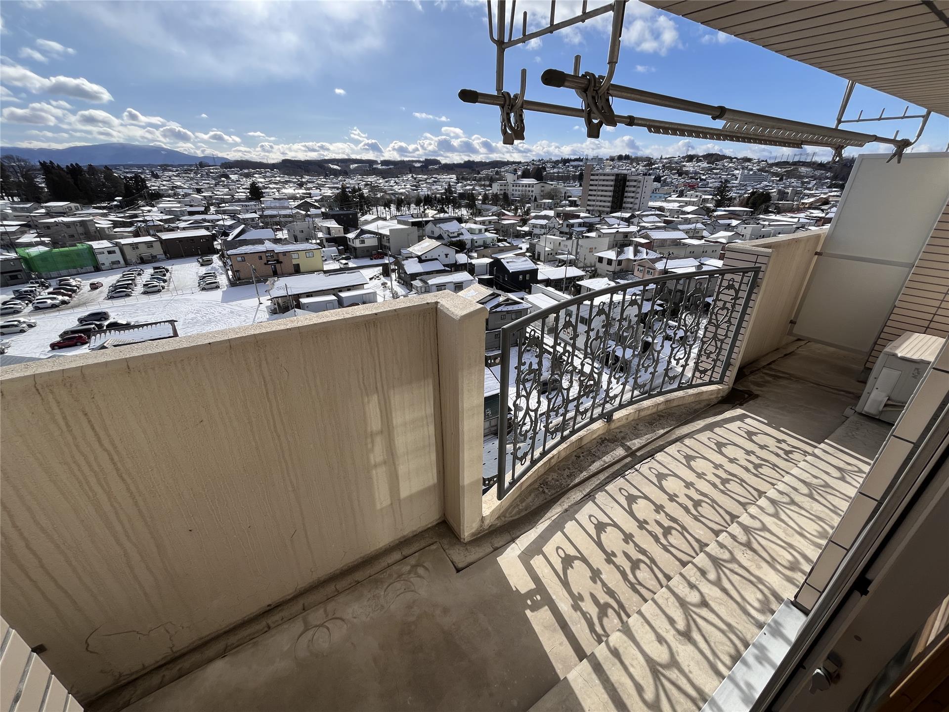 バルコニー　バルコニー