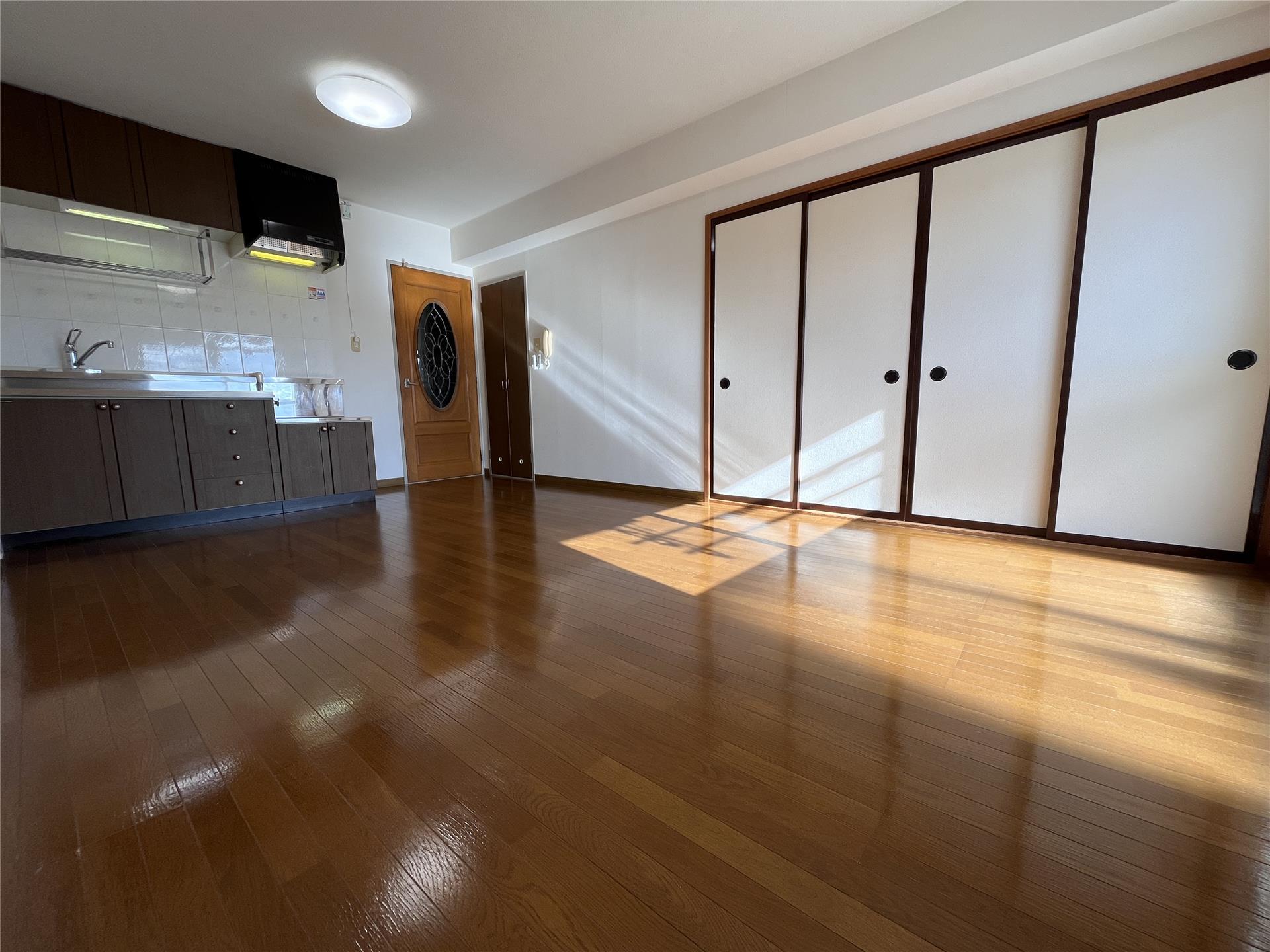 居室・リビング　リビング