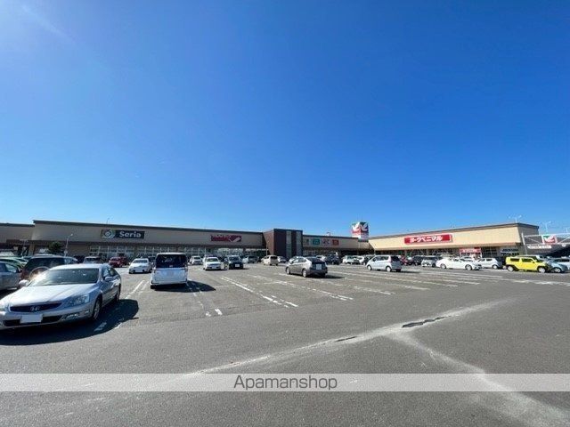 ショッピングセンター　ヨークタウン山田鈎取店（ショッピングセンター）まで1500m