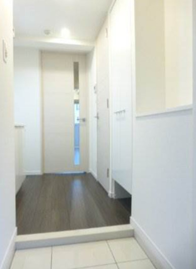 玄関　別号室のため、現況を優先します。