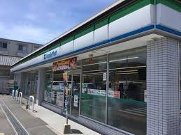 コンビニ　ファミリーマート 名古屋池場店（コンビニ）まで246m