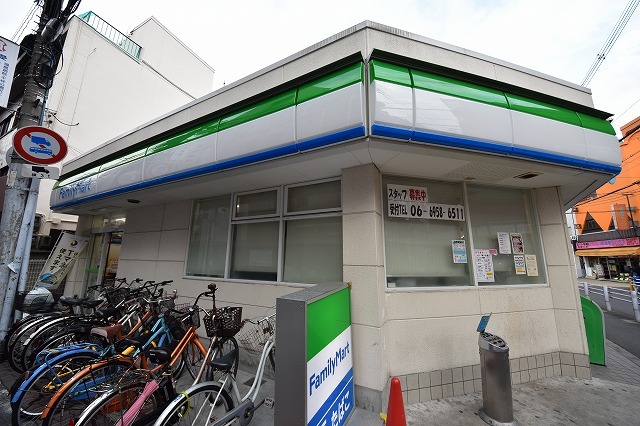 コンビニ　ファミリーマート　千林二丁目（コンビニ）まで318m