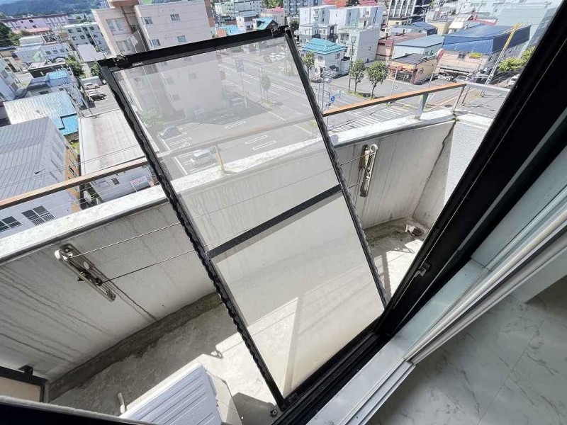 バルコニー　バルコニー