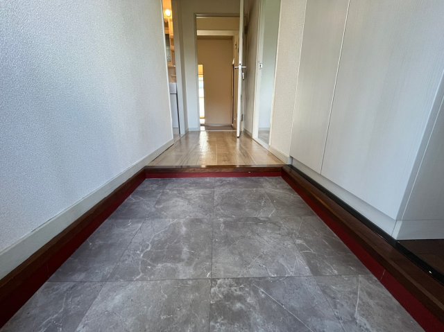 玄関　詳細は、RISUMO江坂本店までお問合せください♪