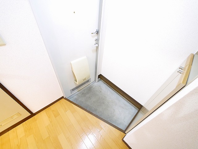 玄関　収納もある玄関です