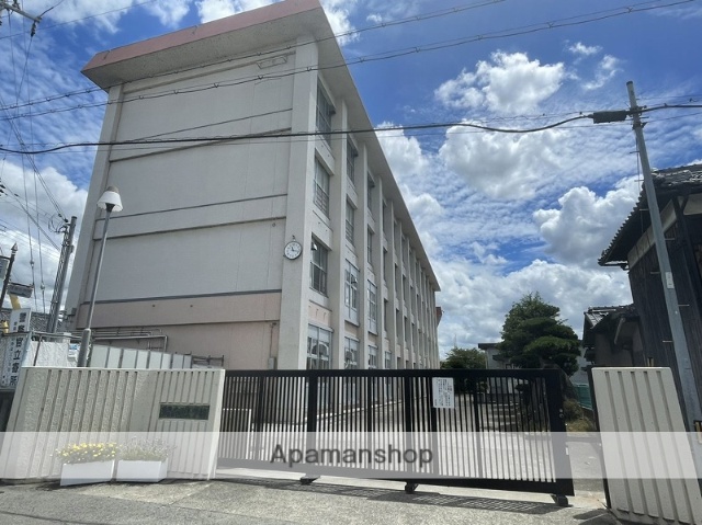 小学校　花田小学校（小学校）まで1037m