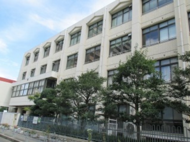 小学校　大阪市立中津小学校（小学校）まで342m