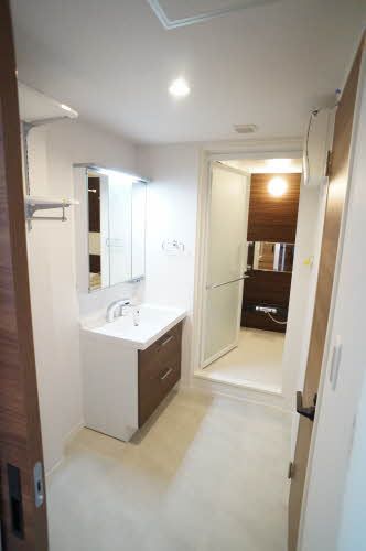 洗面設備　洗面所