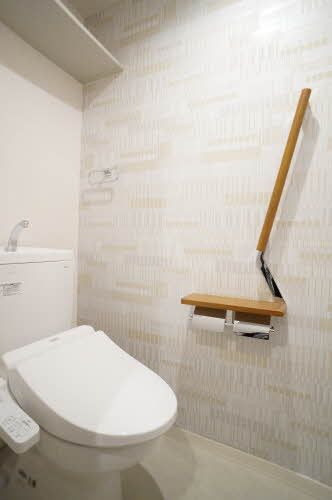 トイレ　トイレ