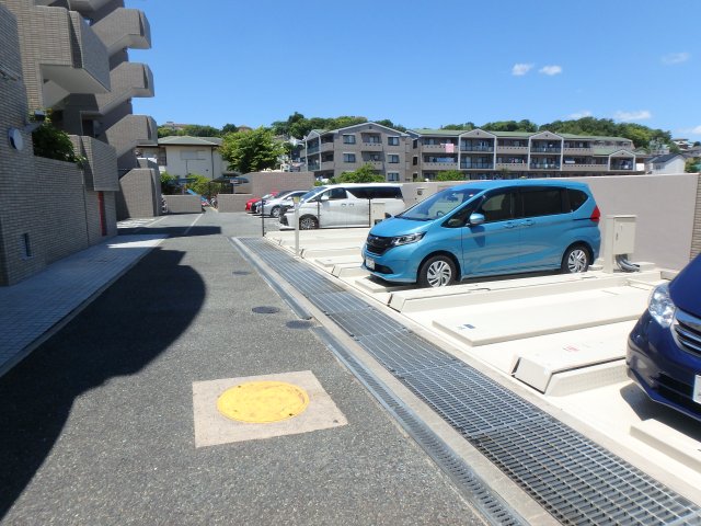 駐車場　駐車スペースもあります
