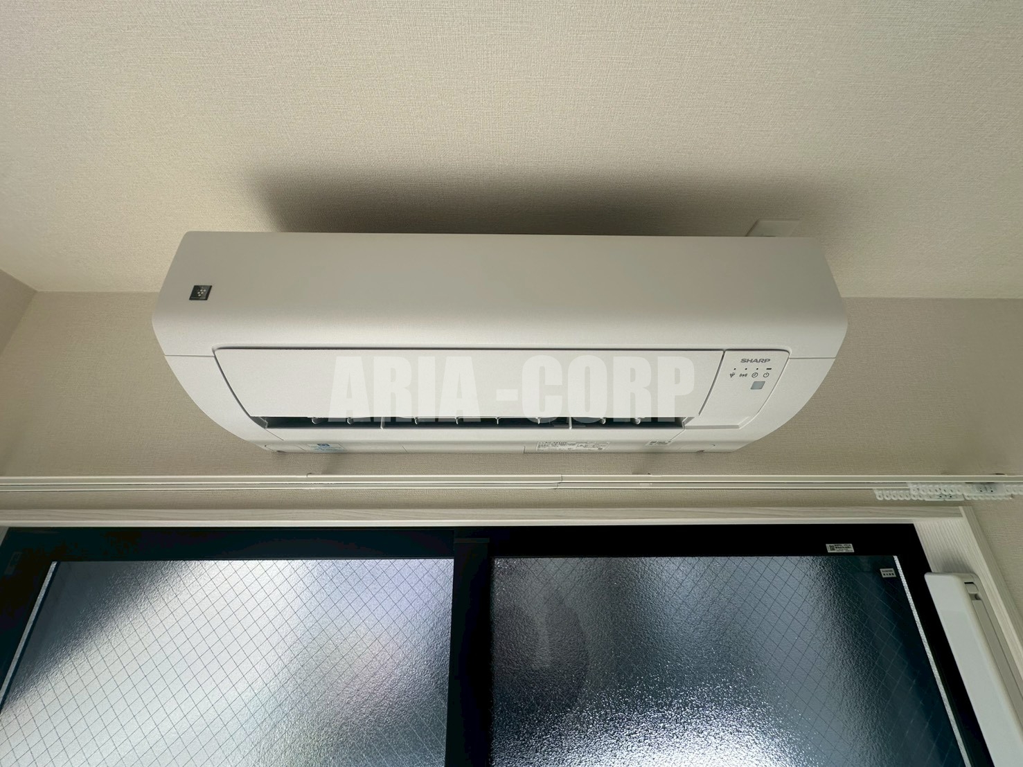 その他設備　最新の省エネエアコン1基搭載♪