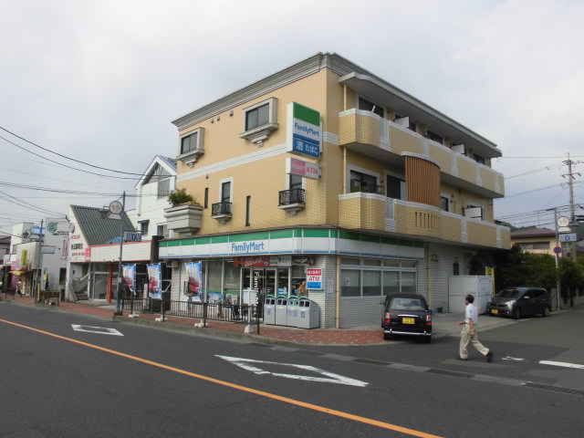 コンビニ　ファミリーマート　玉里団地店（コンビニ）まで900m
