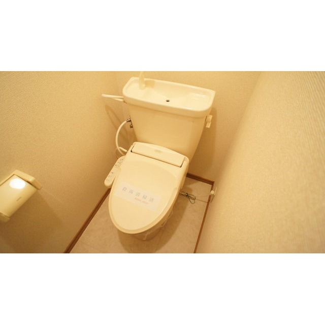 トイレ　シャワー付きトイレ