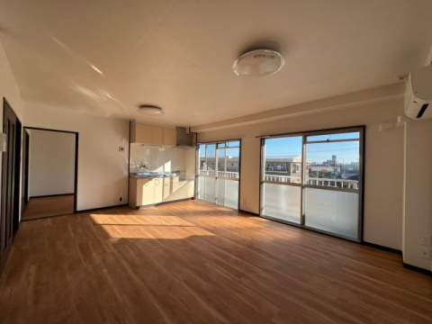 居室・リビング　参考画像です