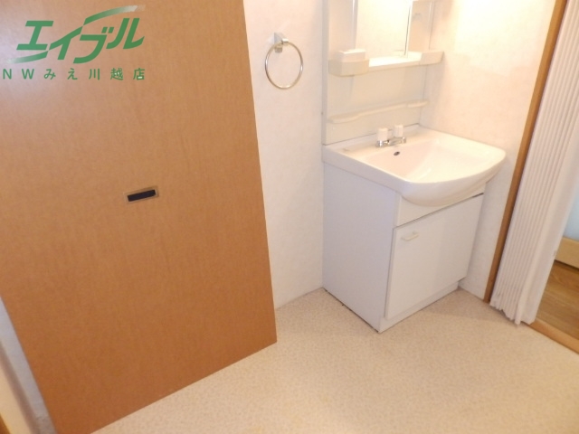 洗面設備　同一タイプ部屋写真