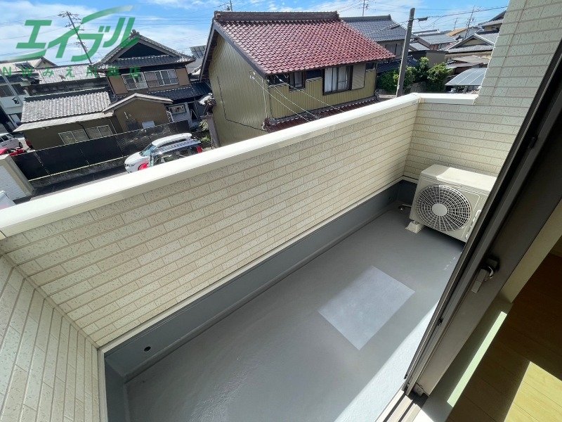 バルコニー　同型参考写真