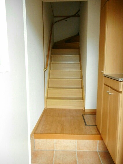 玄関　福岡・佐賀の賃貸物件・お部屋探しはトーマスリビングまで