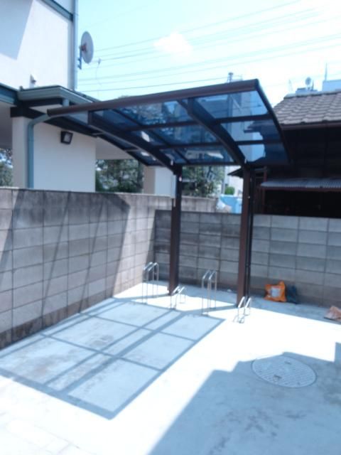 駐車場　★屋根付き駐輪場★