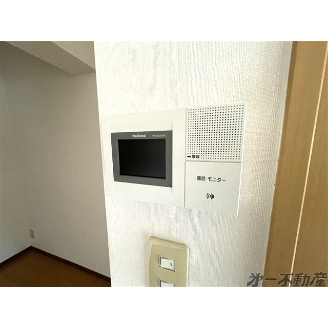 セキュリティ　モニター付インターホン