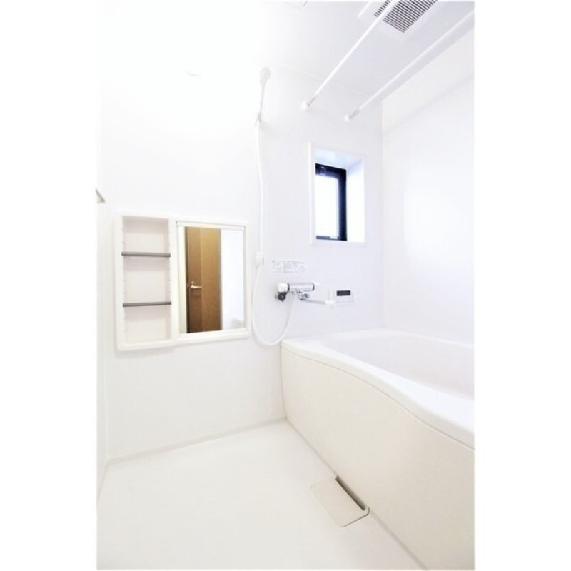 バス・シャワールーム　図面と現状に相違がある場合には現状を優先