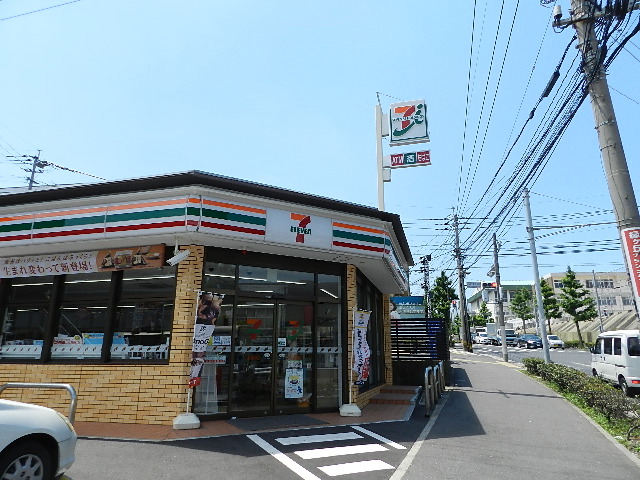 コンビニ　セブンイレブン小倉工業高校前店（コンビニ）まで449m