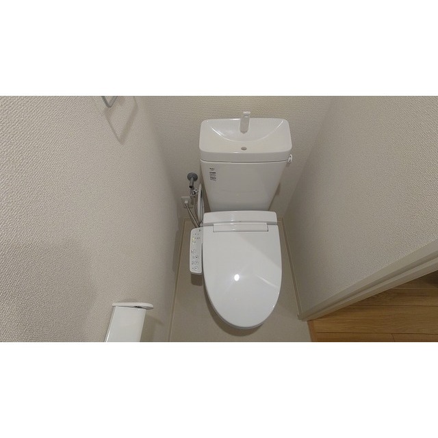 トイレ　写真は他部屋