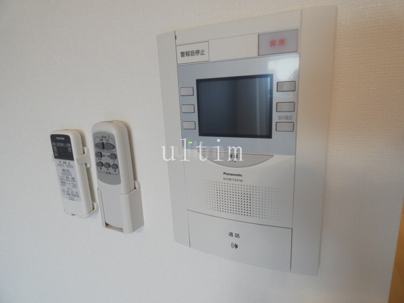 セキュリティ　別室の写真使用。ご参考までに。