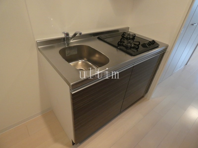 キッチン　別室の写真使用。ご参考までに。