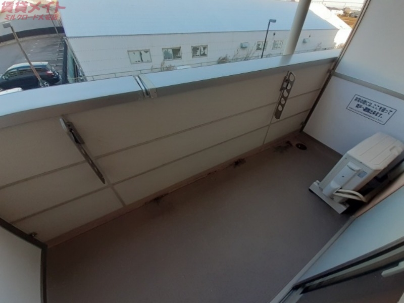 バルコニー　※同物件別部屋参考写真
