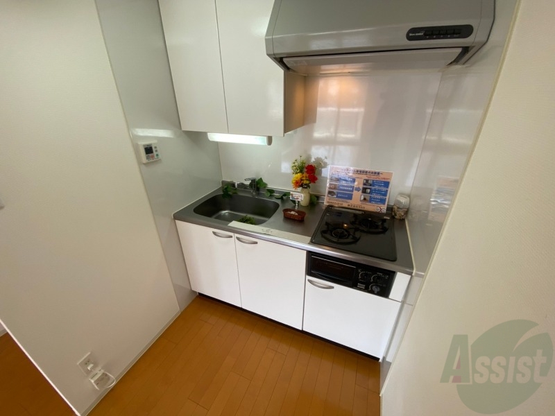 キッチン　こちらはキッチン。調理スペースもあり使いやすそうです。