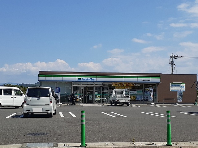 コンビニ　ファミリーマート富合小岩瀬店（コンビニ）まで150m
