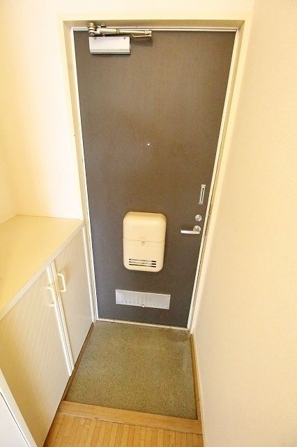 玄関　★シューズボックス付き玄関スペース★