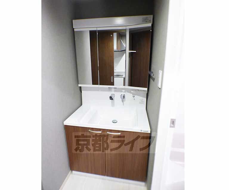 洗面設備　洗面所です。