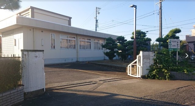中学校　一宮市立丹陽中学校（中学校）まで548m