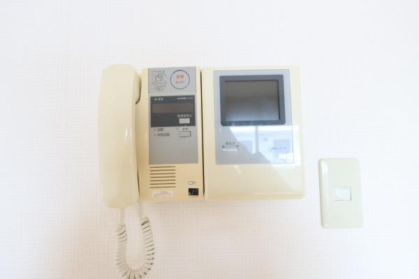 セキュリティ　モニター付きインターホン