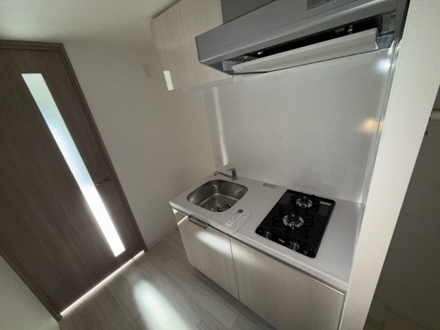 キッチン　同物件別部屋写真