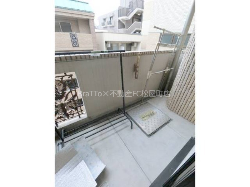 バルコニー　バルコニー