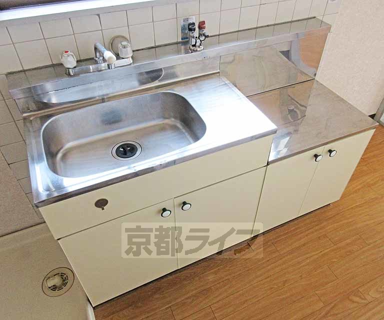 キッチン　使いやすい大きさです・