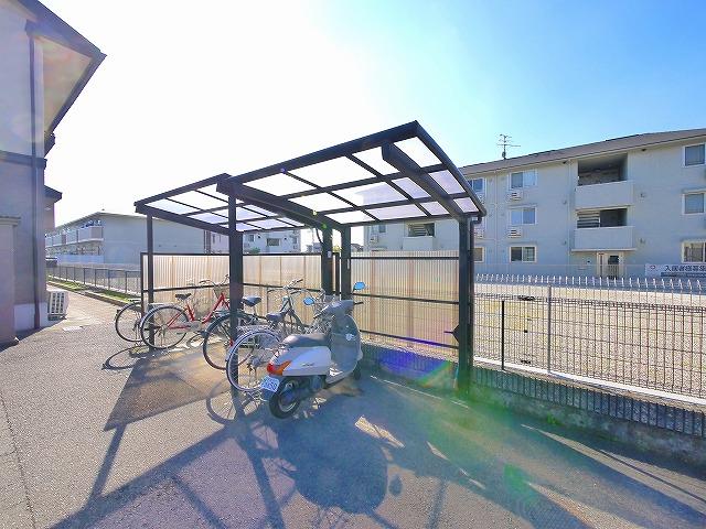 その他共有部分　自転車置き場が設置されてます