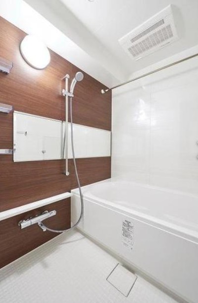 バス・シャワールーム　※別部屋参考写真